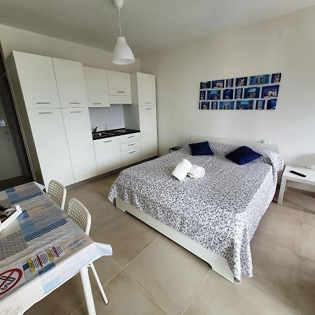 Rosato Double Lagoon & Sunset View Apartment ลินญาโน ซับเบียโดโร ภายนอก รูปภาพ