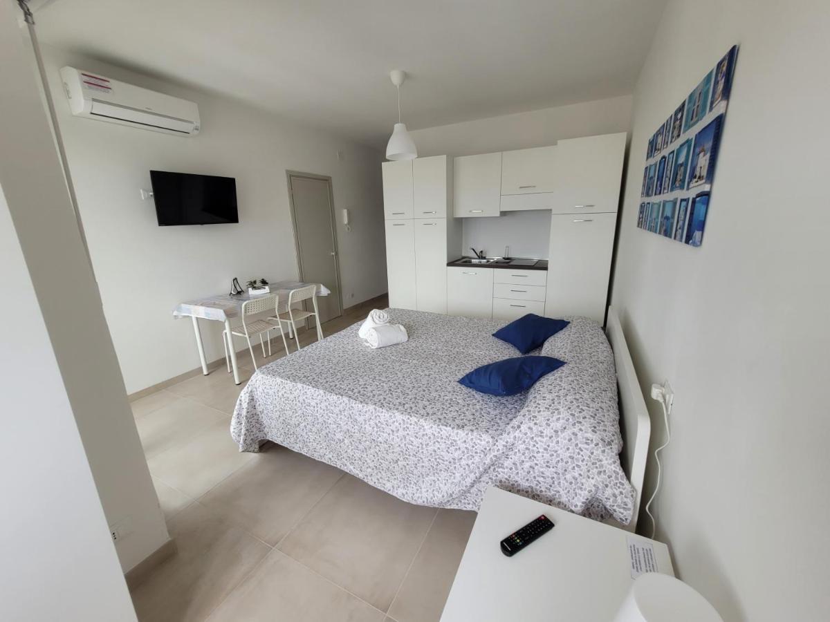 Rosato Double Lagoon & Sunset View Apartment ลินญาโน ซับเบียโดโร ภายนอก รูปภาพ